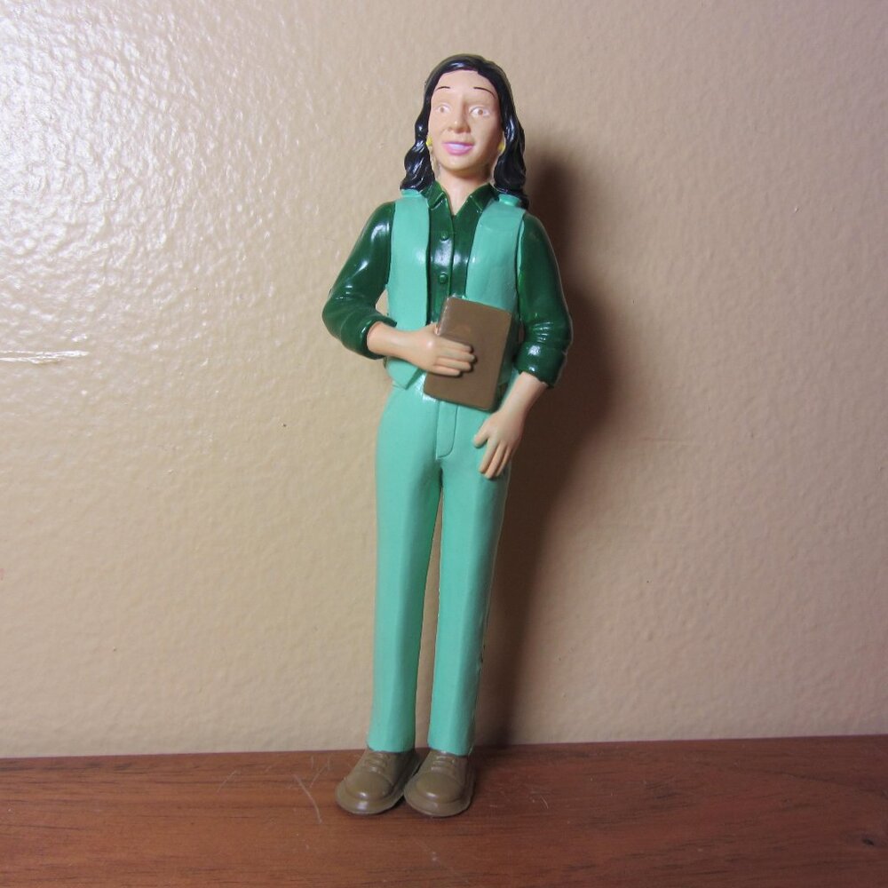 5 for $20 -doll house dolls pretend play marvel education brunette woman (W4242)